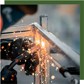 Montagem de estrutura metálica